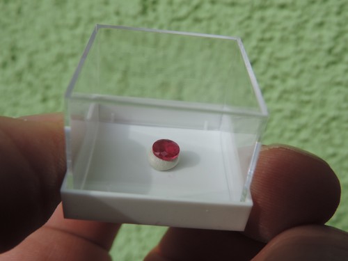 Karat rubin facettiert - -,